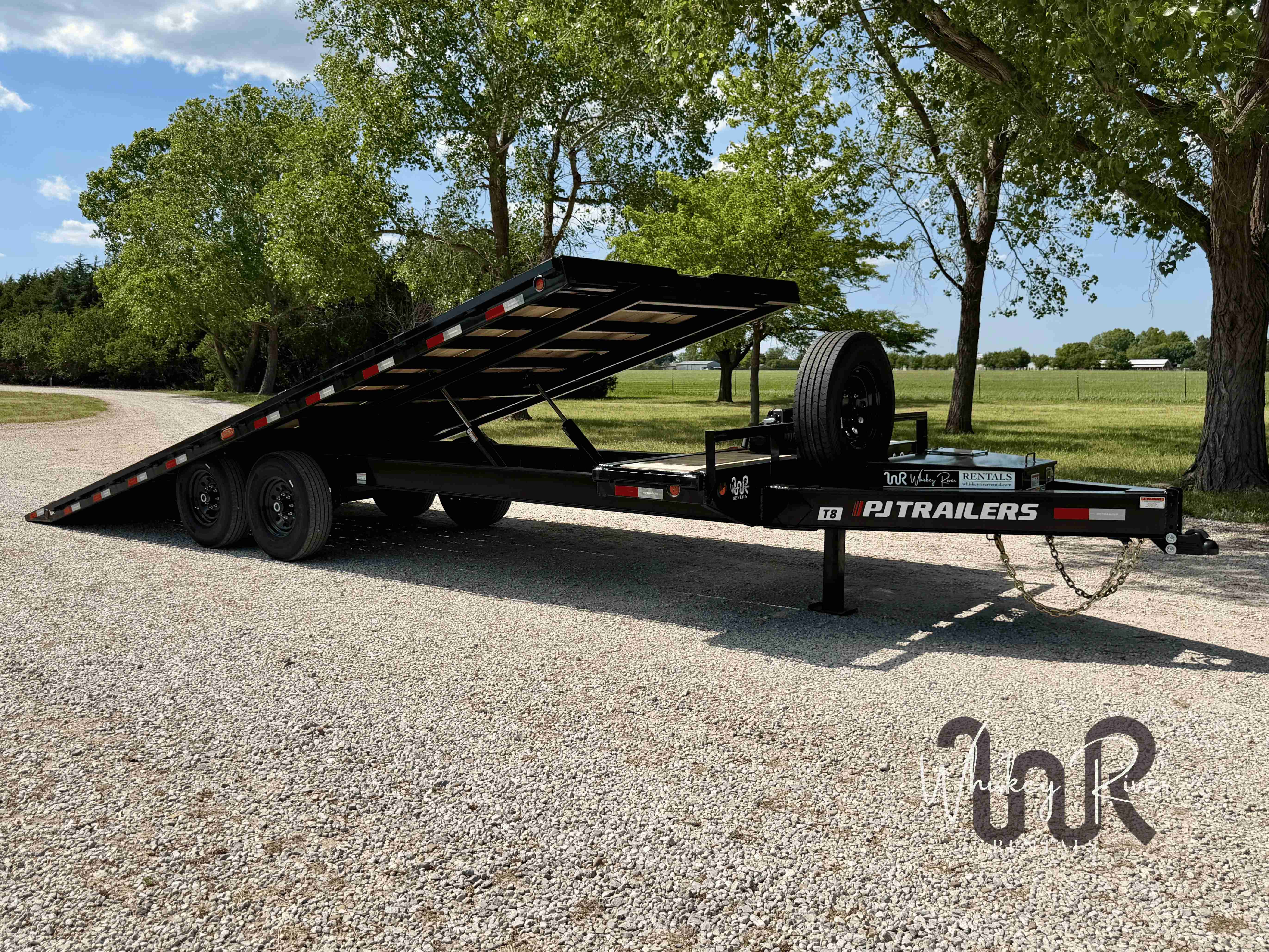 24' Hydraulic Tilt Deckover w/Winch view 3