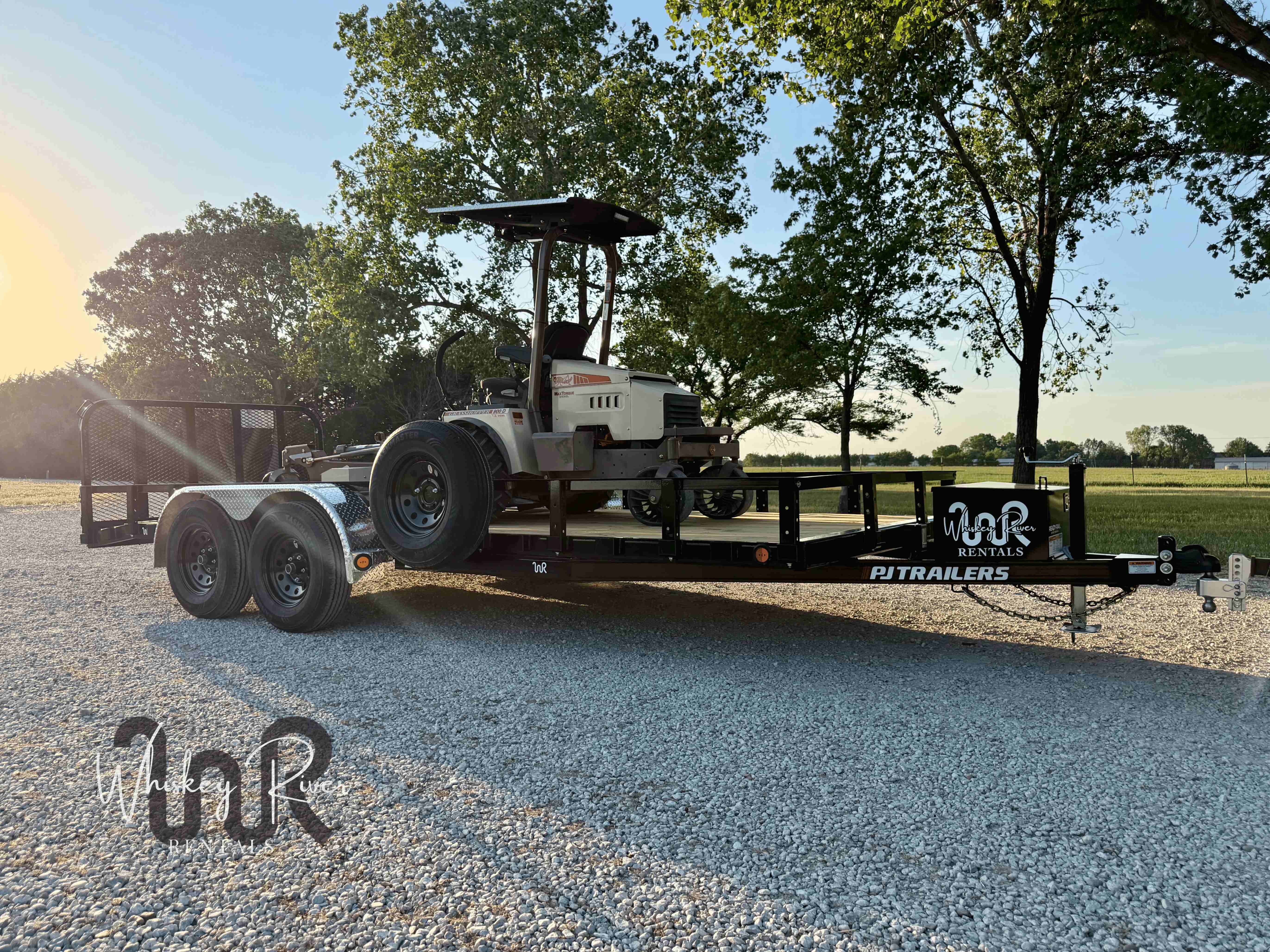 7' x 18' Utility Trailer w/Winch view 4